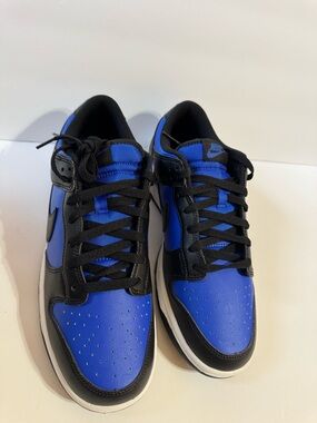 Nike Men’s Dunk Low Retro Sneakers